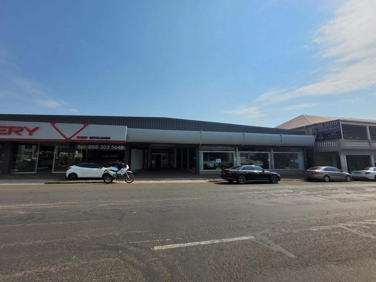 Showroom immediately available.