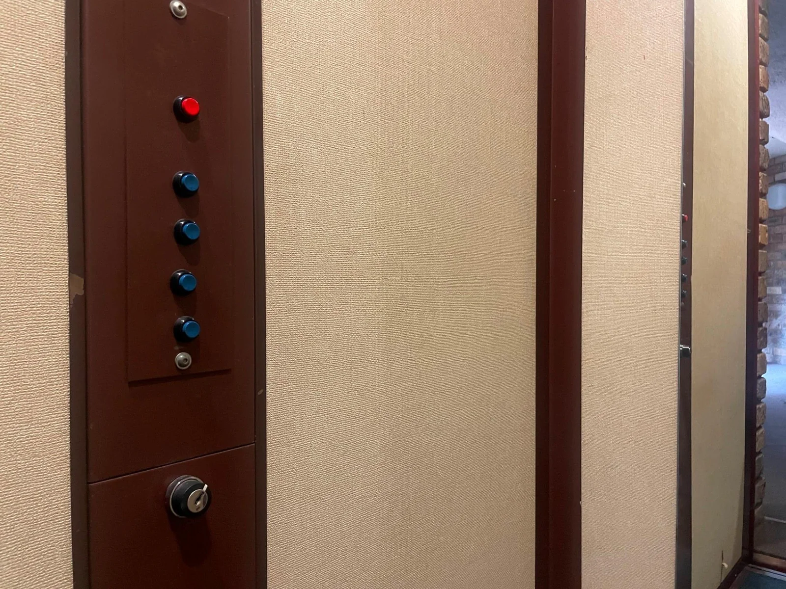 5 Bedroom, 4 Bathroom, 4 Story mansion in Waverley