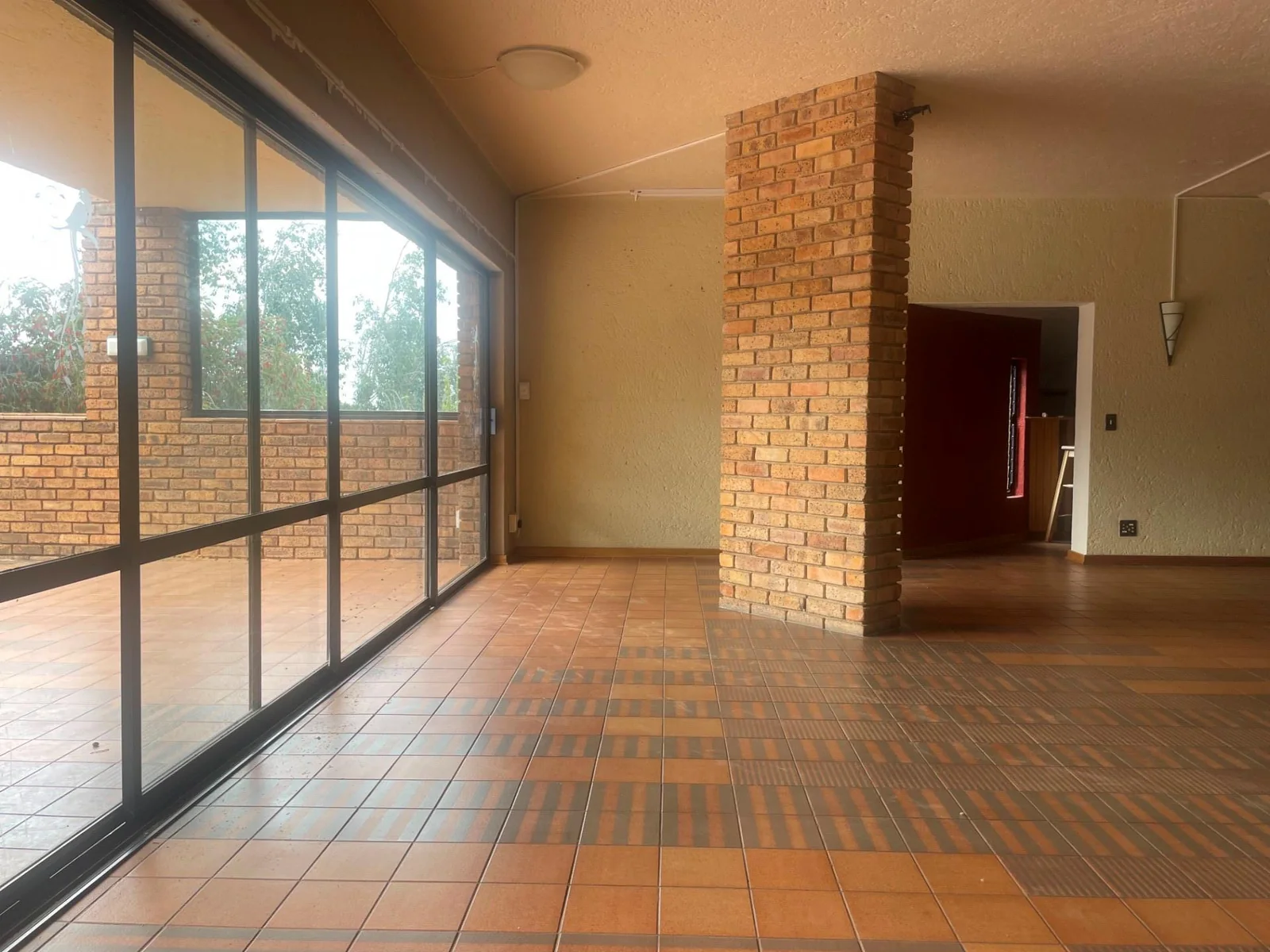 5 Bedroom, 4 Bathroom, 4 Story mansion in Waverley