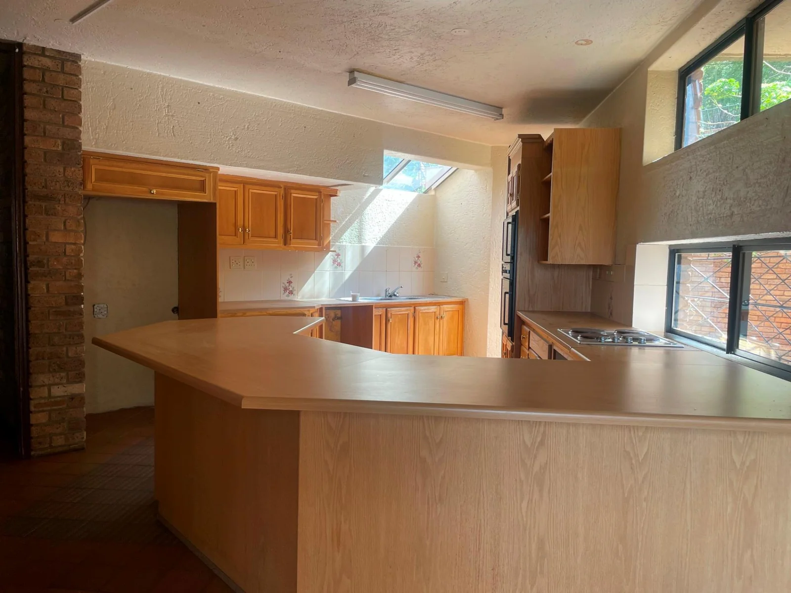 5 Bedroom, 4 Bathroom, 4 Story mansion in Waverley