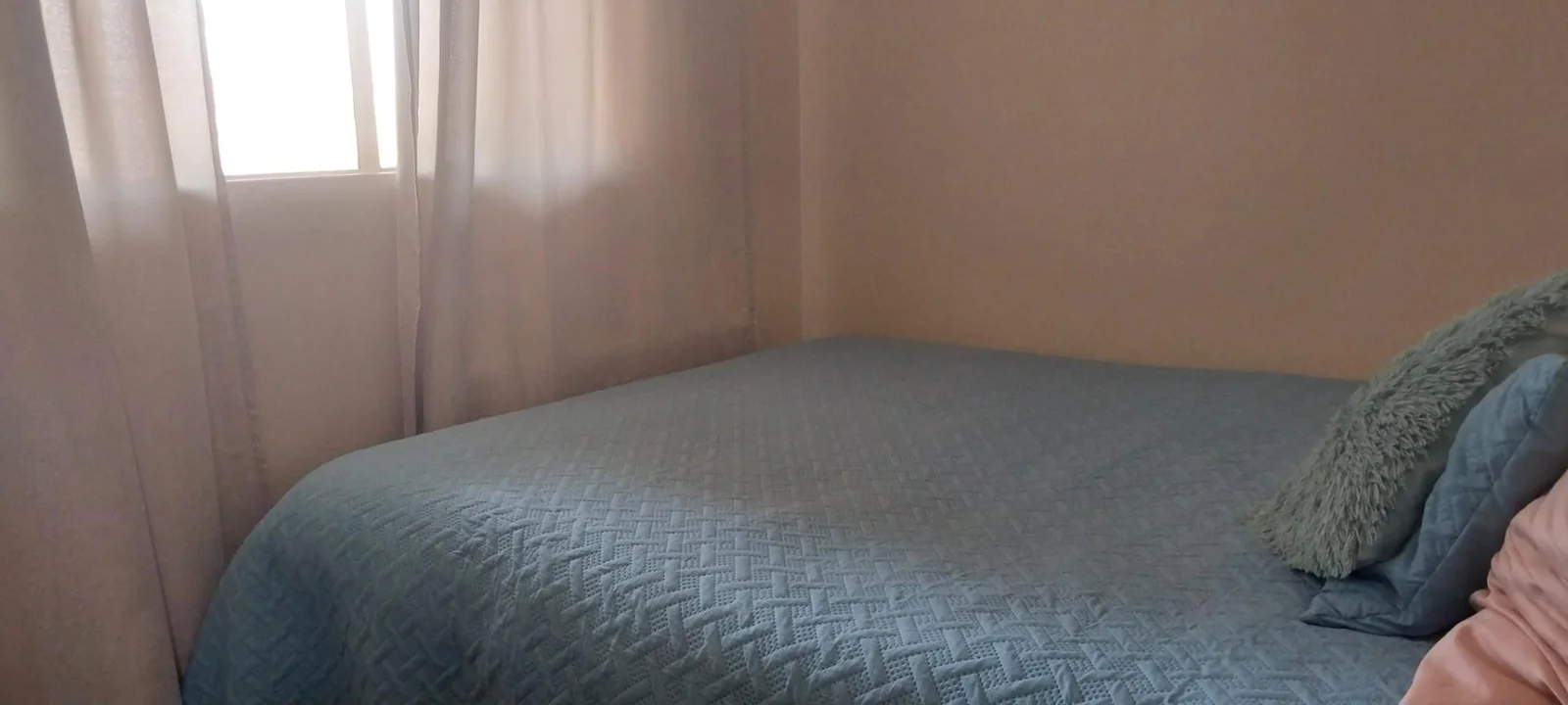 Beautiful 2 Beds Apartment  1st floor with  Lock up Garage