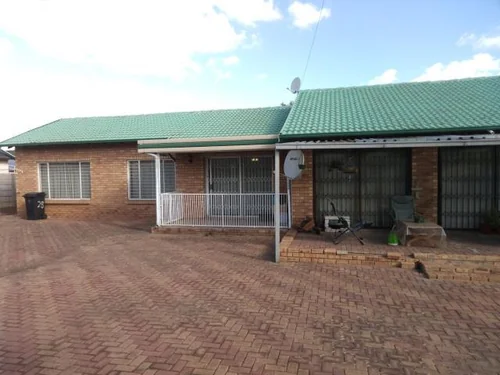 28 Ham, Witpoortjie, Roodepoort