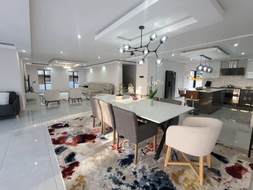 Greenstone Hill, Edenvale