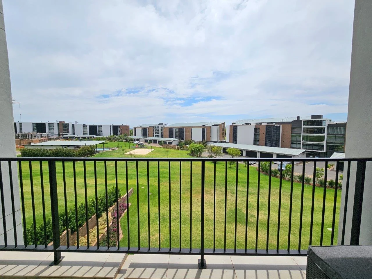 IDEAL INVESTEMENT OPPORTUNITY – SECURE A FUTURE LUXURY LIFESTYLE FOR YOURSELF NOW.