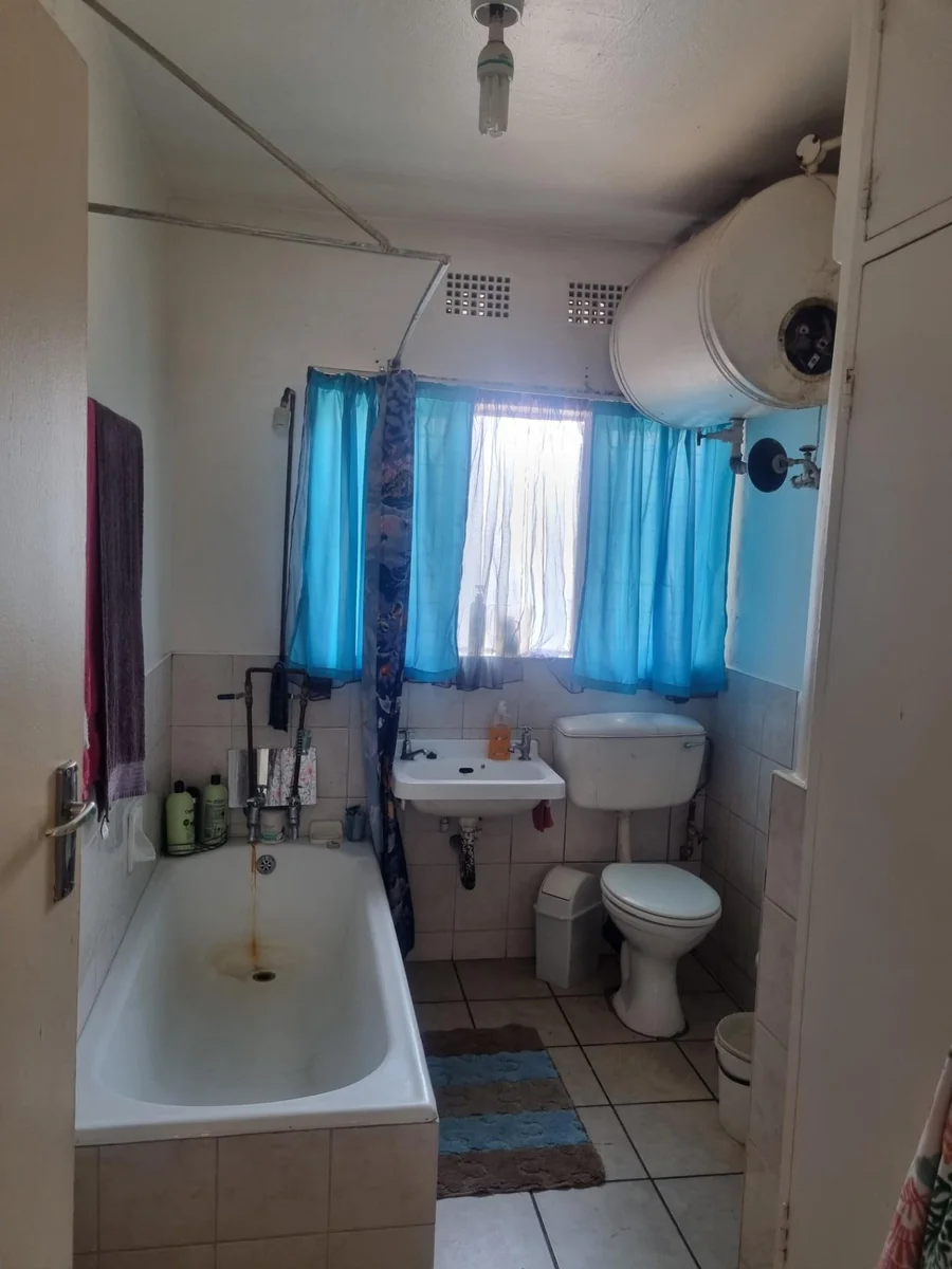 20 Apartments for Sale in Vereeniging CBD.