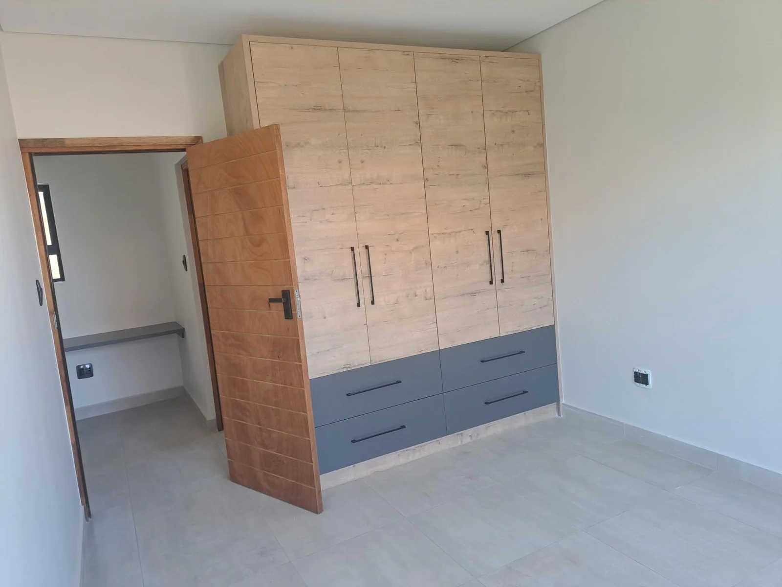 3 bedroom double story house for sale in Somerton Estate