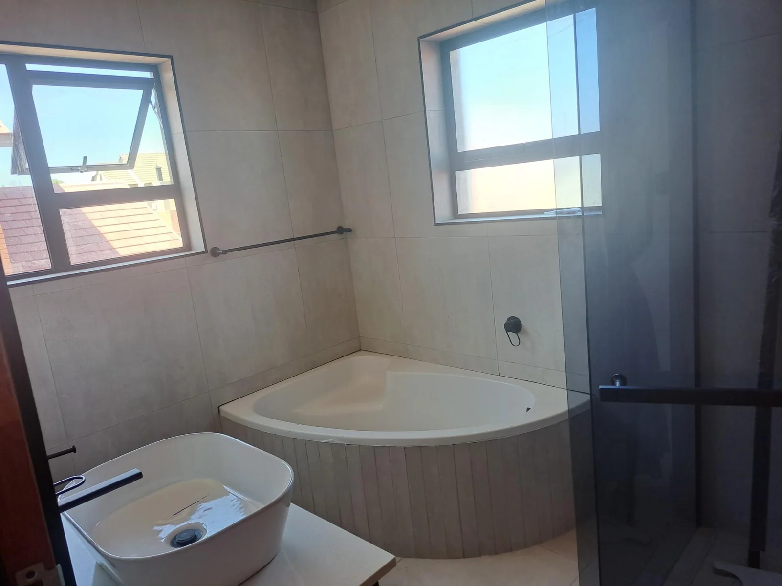 3 bedroom double story house for sale in Somerton Estate