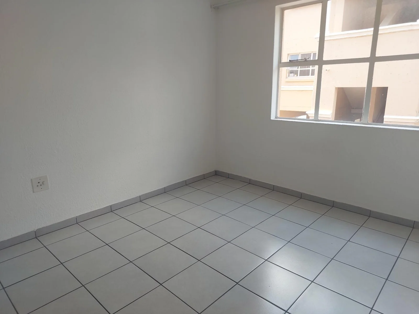 2 Bedroom townhouse to rent in Three Rivers with the option to buy.
