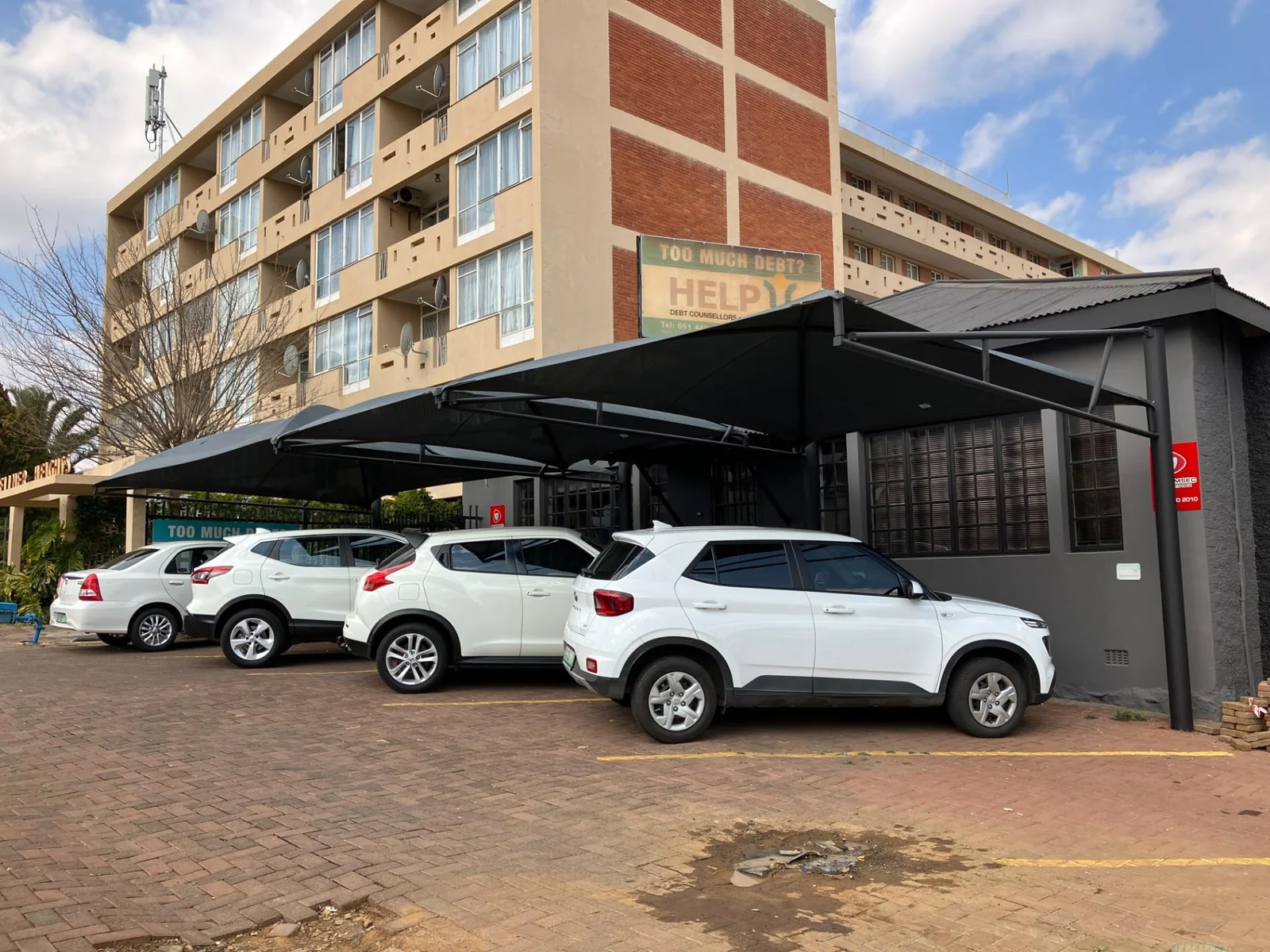 Stylish Commercial Property with excellent location