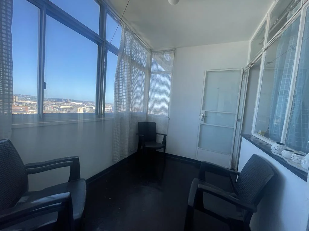 1.5 Bedroom apartment in Davenport Square Glenwood