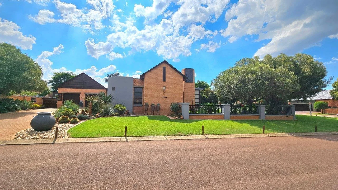 In Midstream Estate, when you retire it’s done with the best intentions for everyone to enjoy their golden years in style and independence.