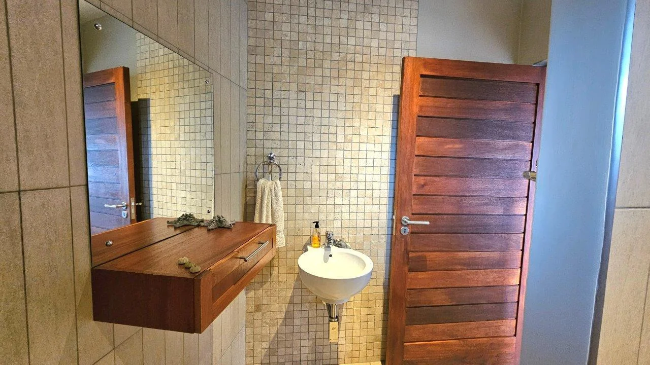 In Midstream Estate, when you retire it’s done with the best intentions for everyone to enjoy their golden years in style and independence.