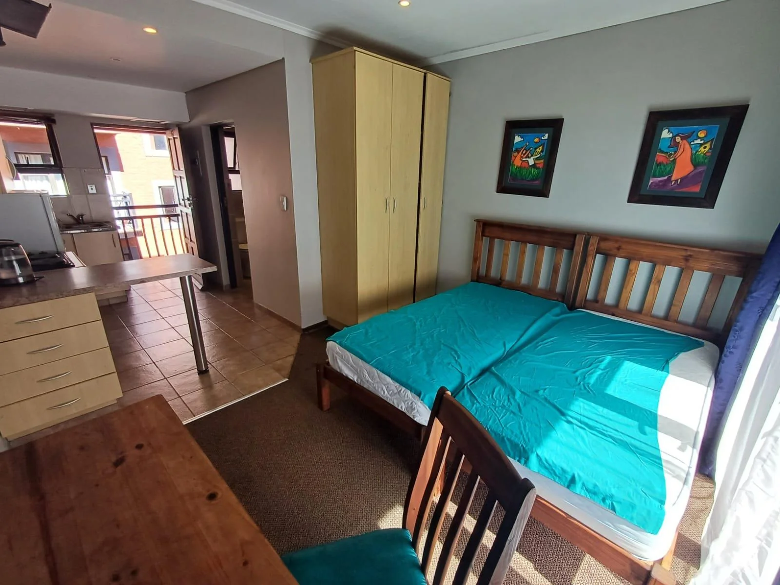 Bachelor’s flat to rent in Langenhoven Park!