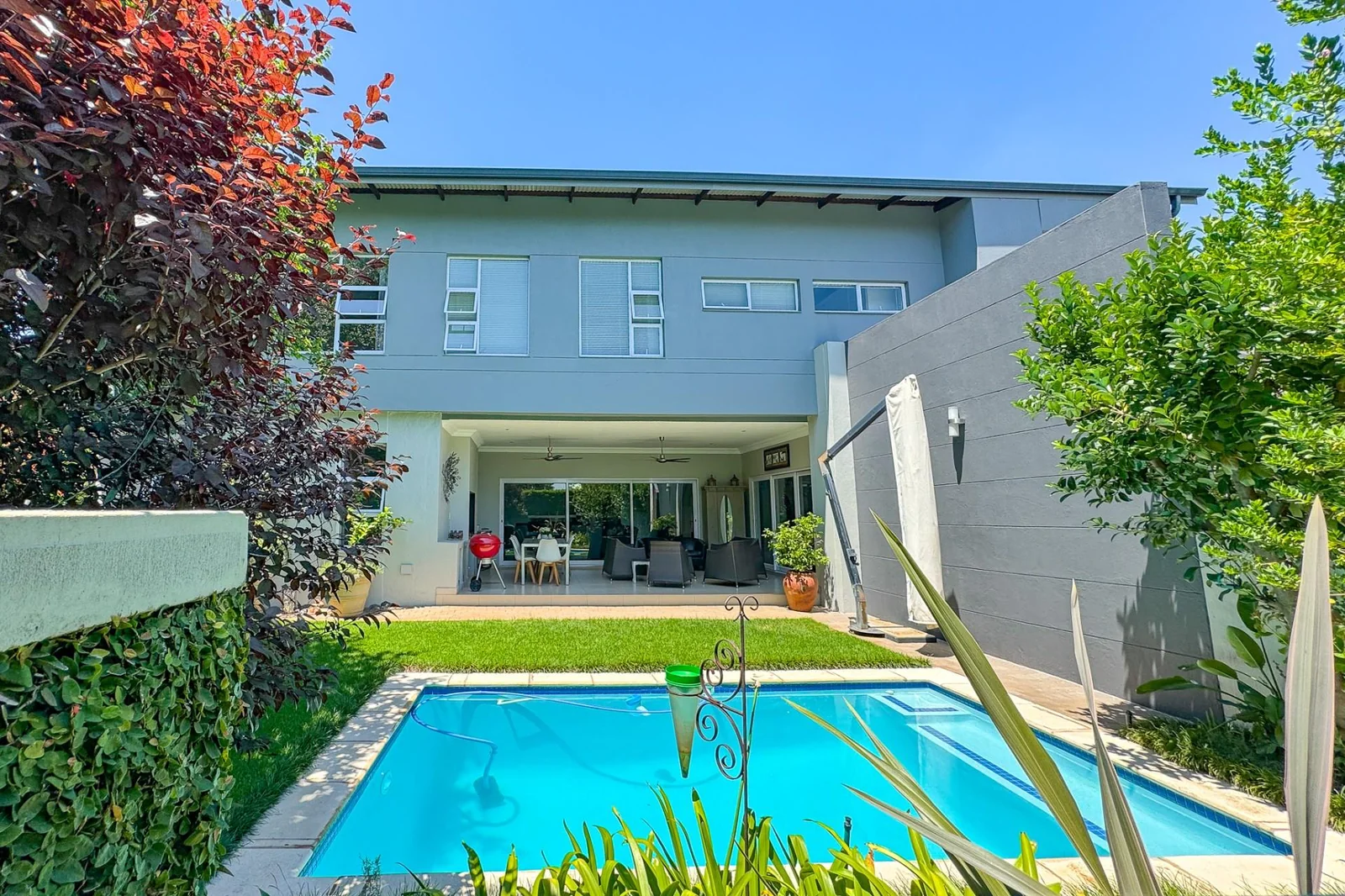 EXPERIENCE THE PINNACLE OF FAMILY LIVING – EXCLUSIVE MANDATED