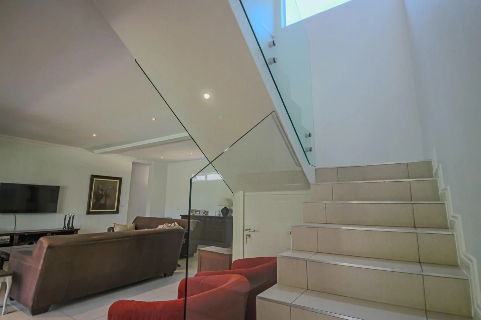 EXPERIENCE THE PINNACLE OF FAMILY LIVING – EXCLUSIVE MANDATED