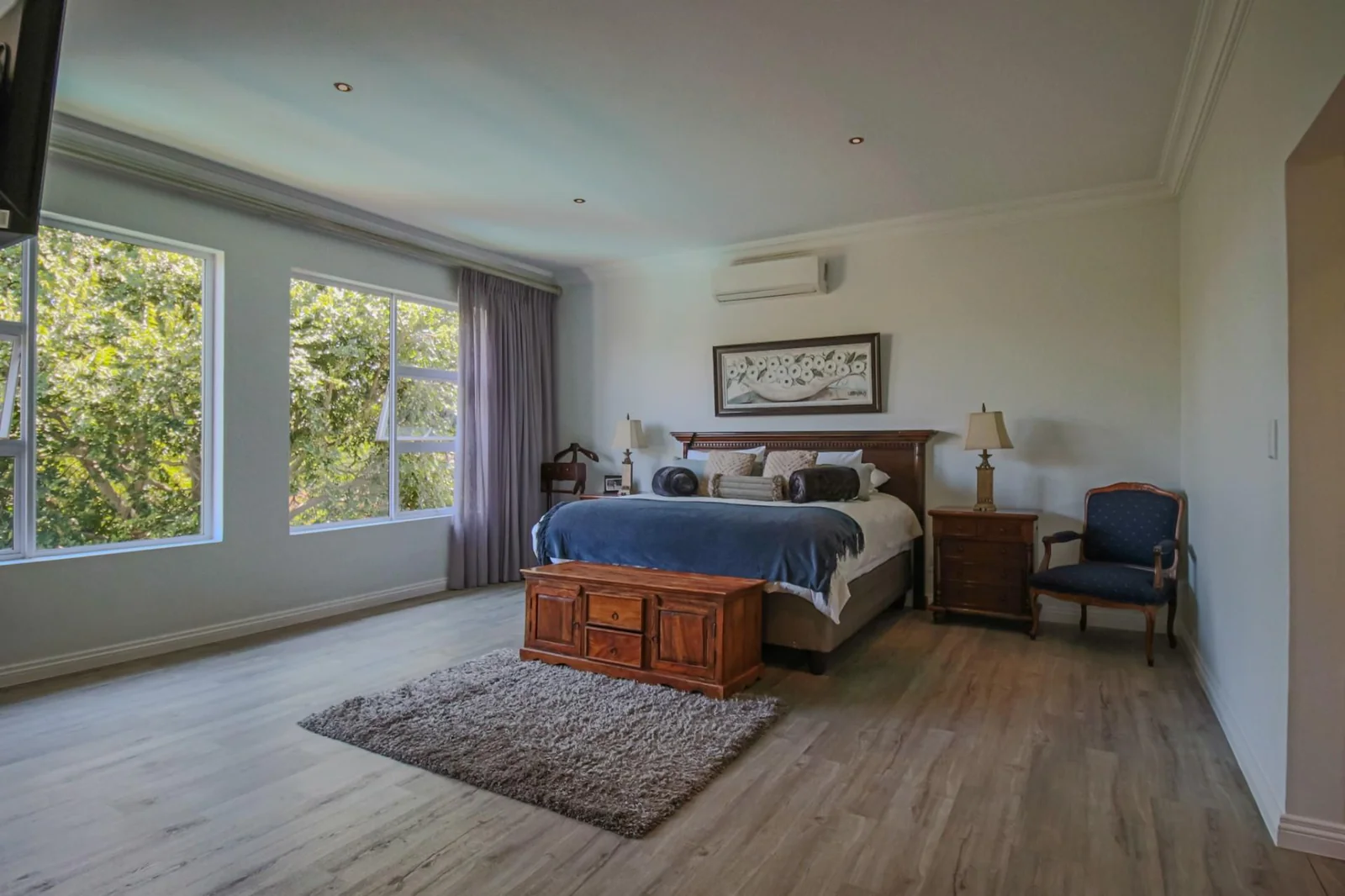 EXPERIENCE THE PINNACLE OF FAMILY LIVING – EXCLUSIVE MANDATED