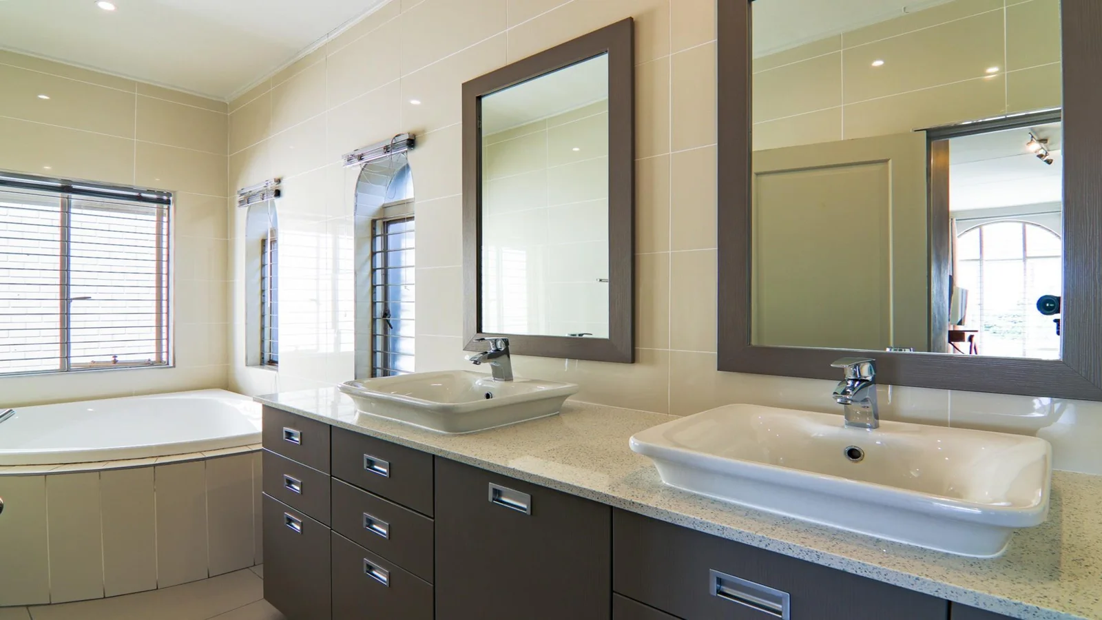 4 Bedroom House with Flatlet