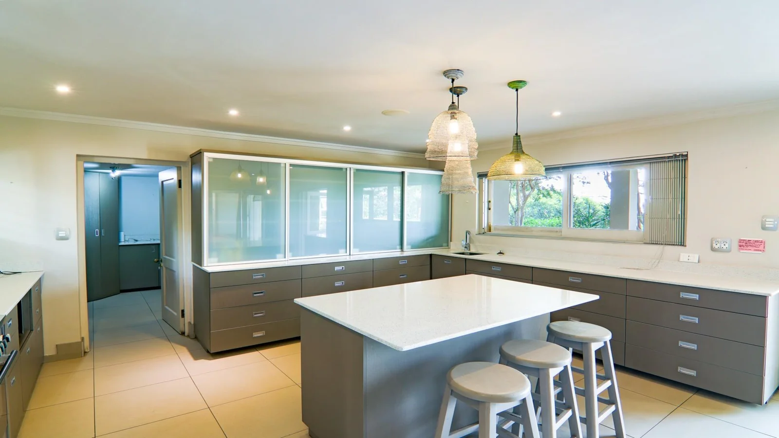 4 Bedroom House with Flatlet