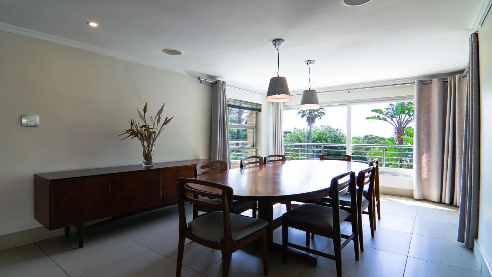 4 Bedroom House with Flatlet