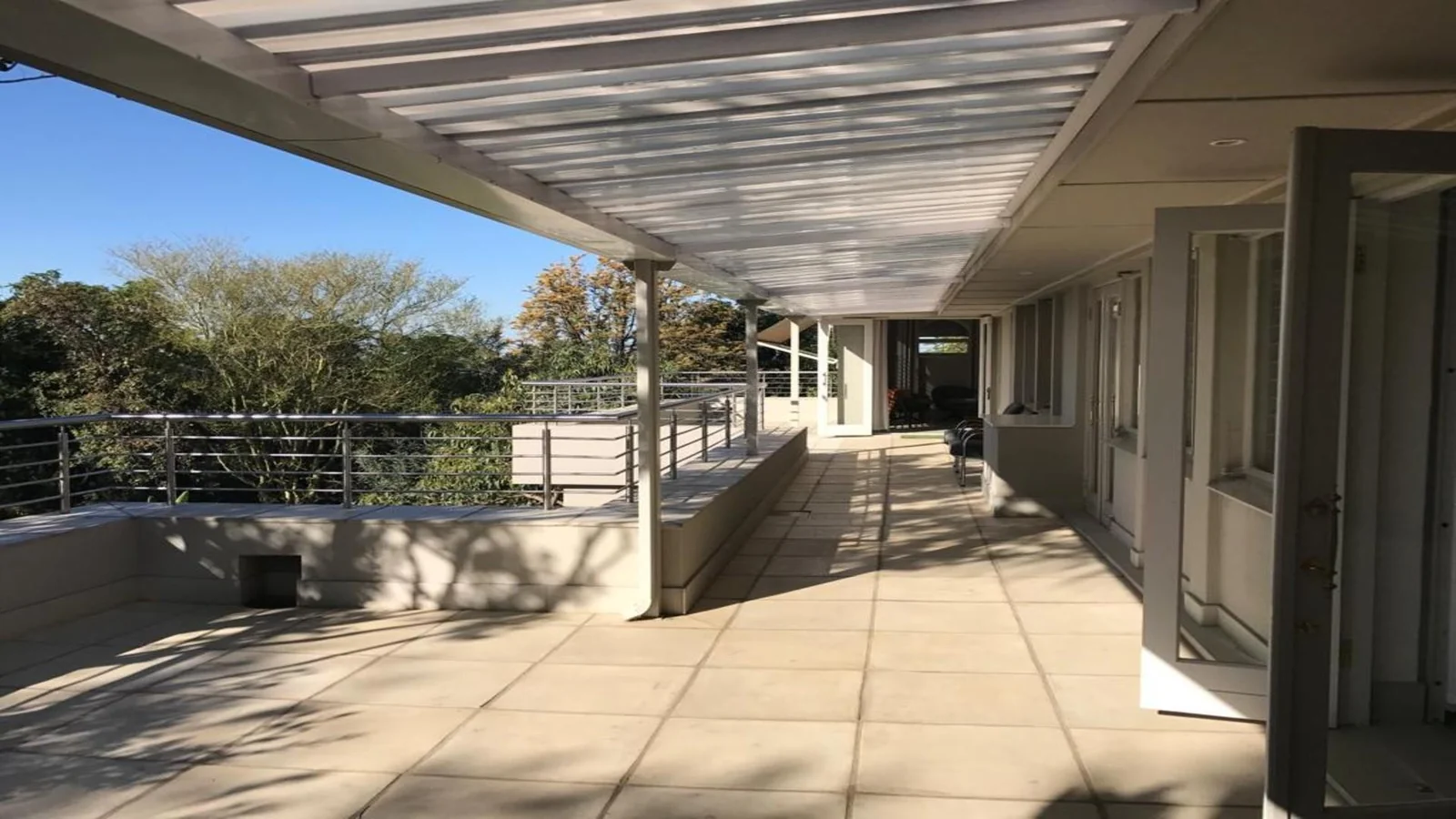 4 Bedroom House with Flatlet