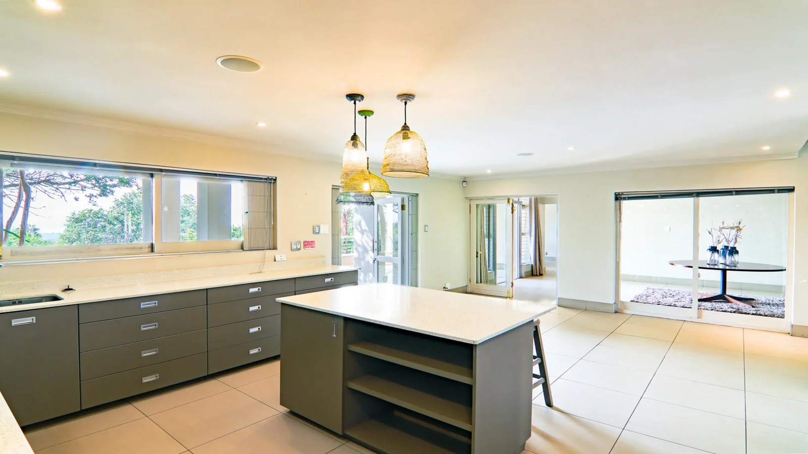 4 Bedroom House with Flatlet