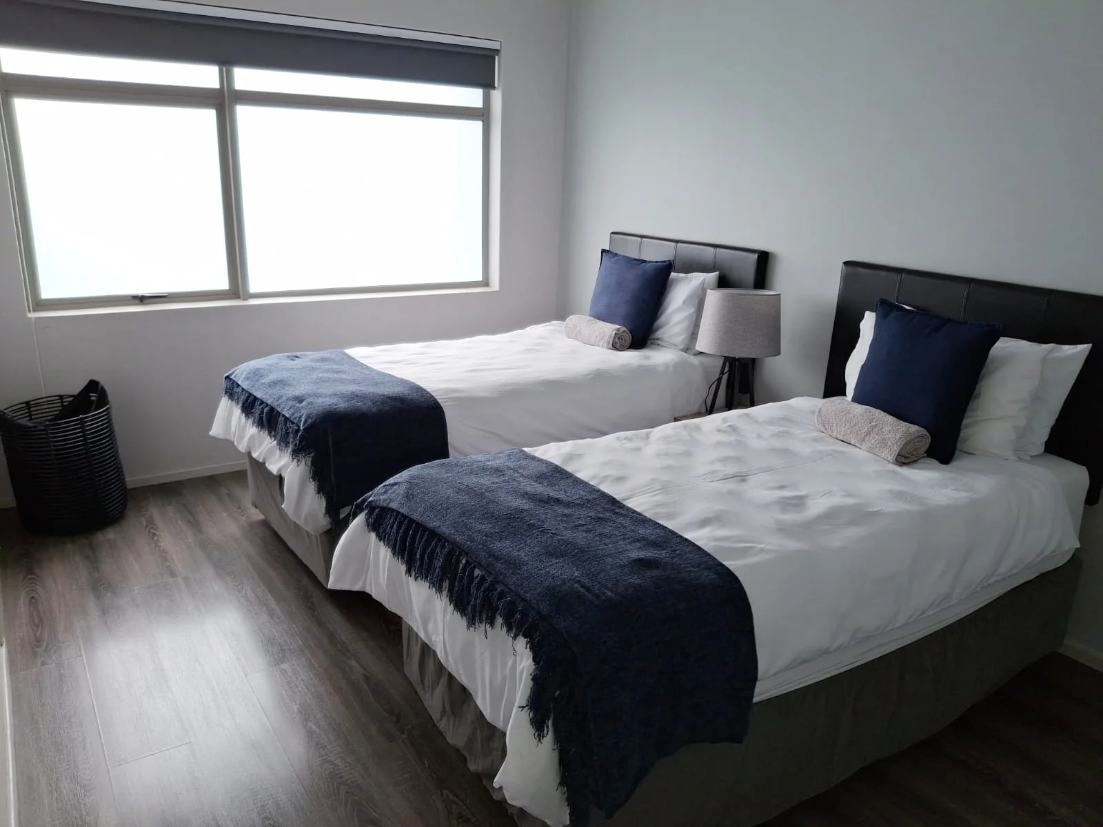 3 Bedroom contemporay apartment in Oaklands.