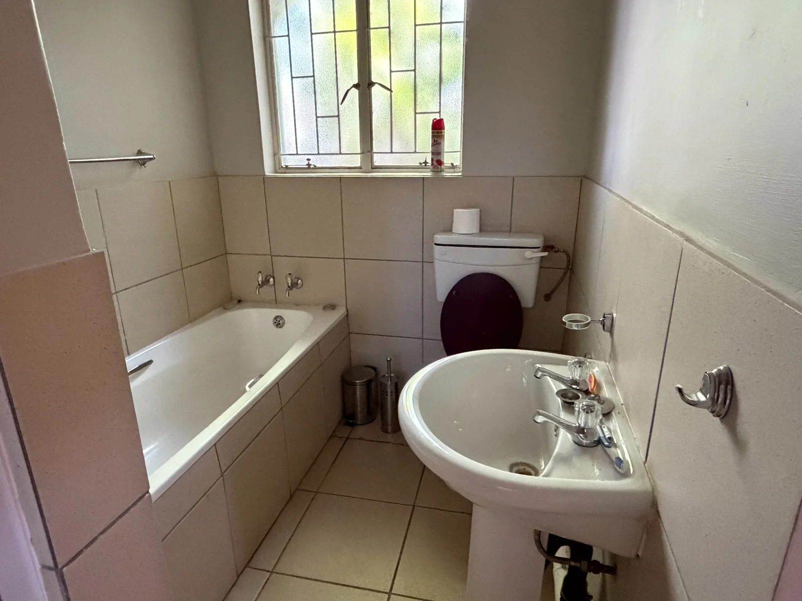 Beautiful family home to rent in the upmarket neighborhood.