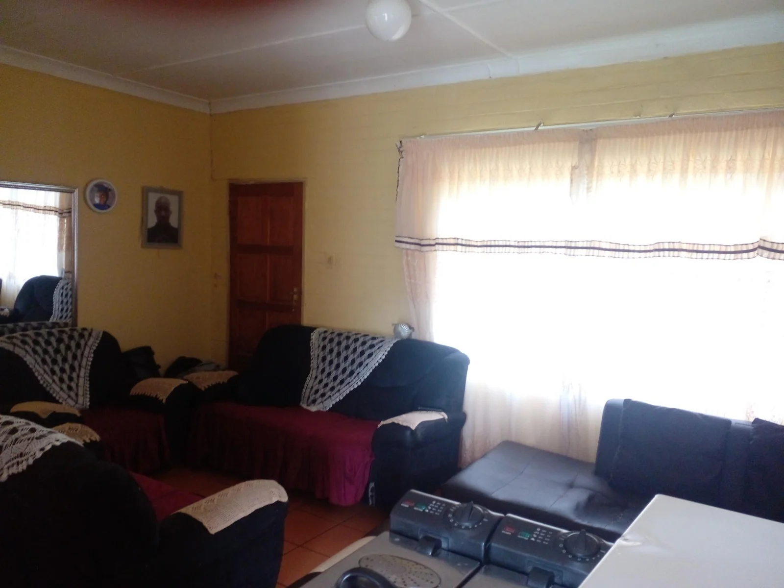 2 Beroom house for sale in Loch Athlone