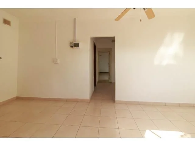 Extra large bedroom with built in cupboard - PRIVATE OUTBUILDING