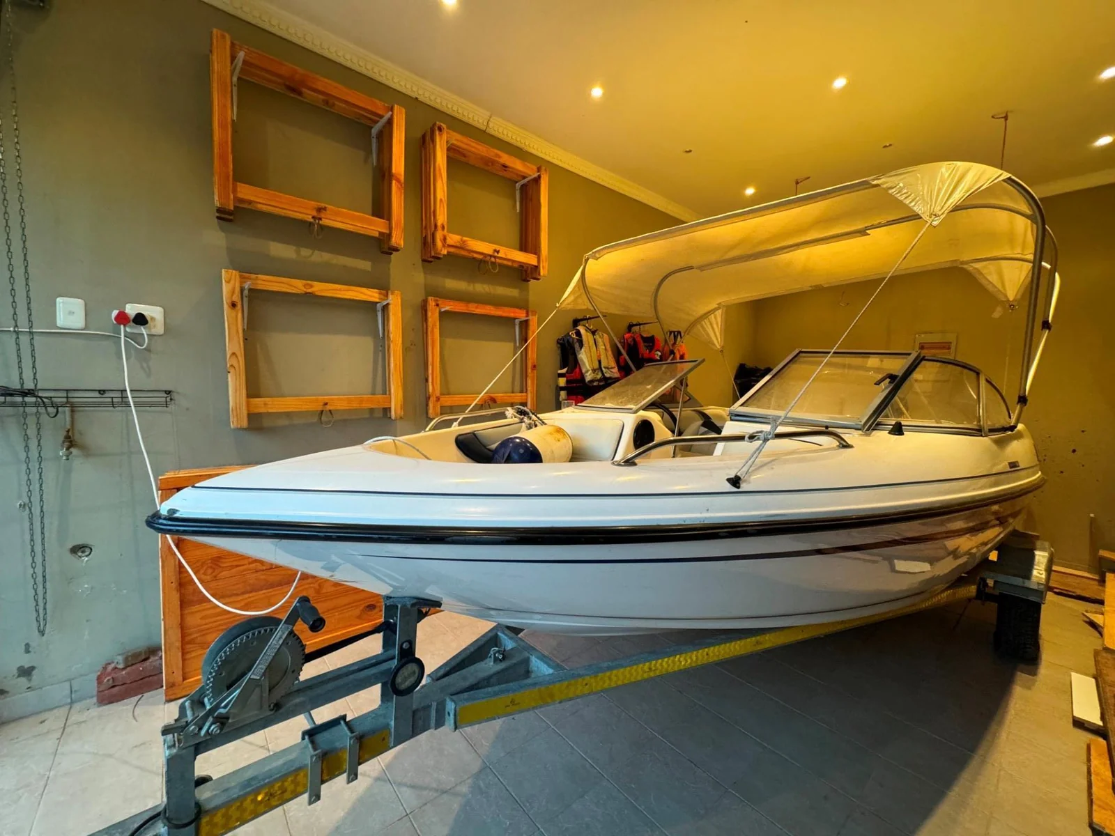 Paradise on the bank of a river