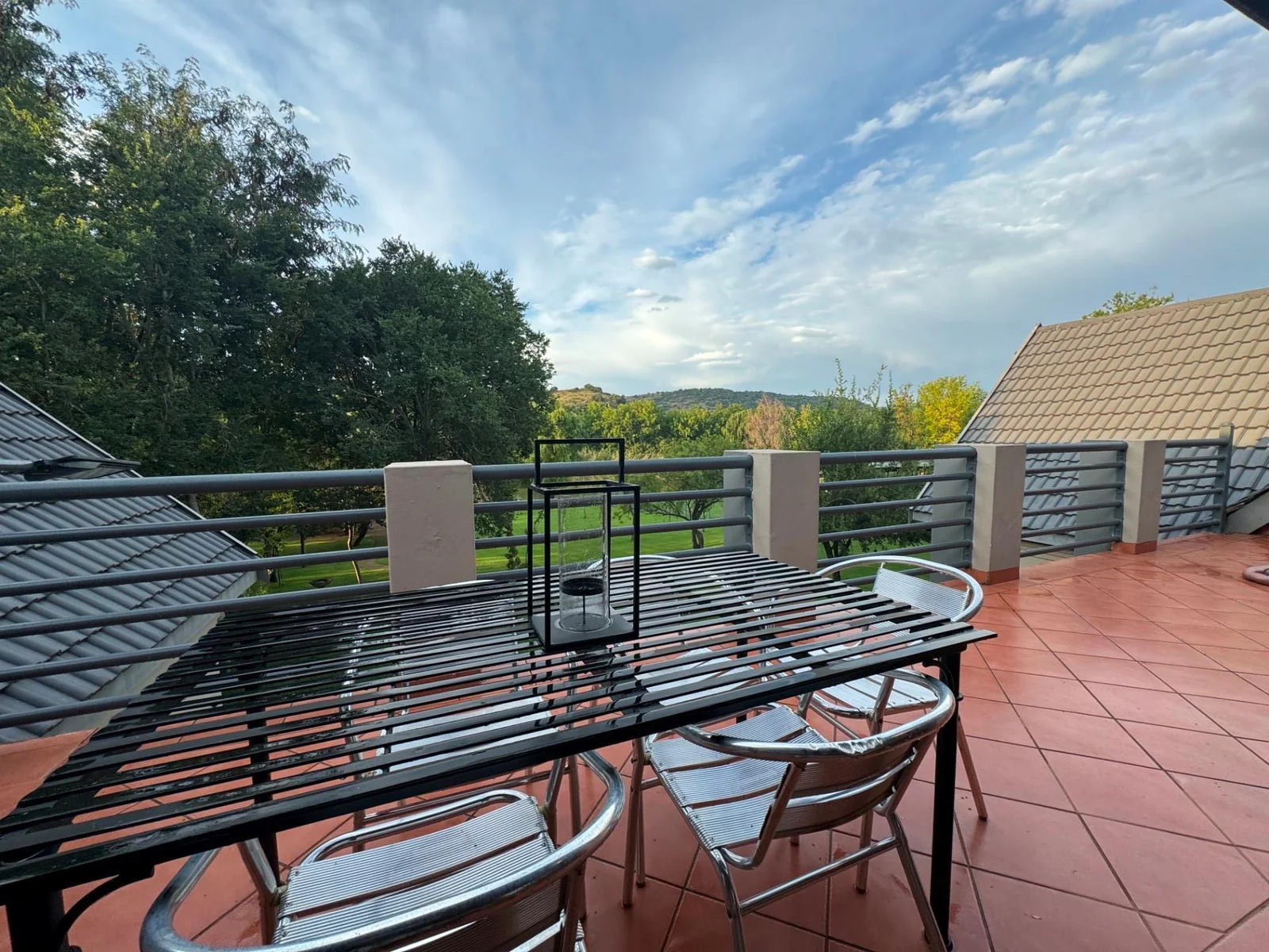 Paradise on the bank of a river