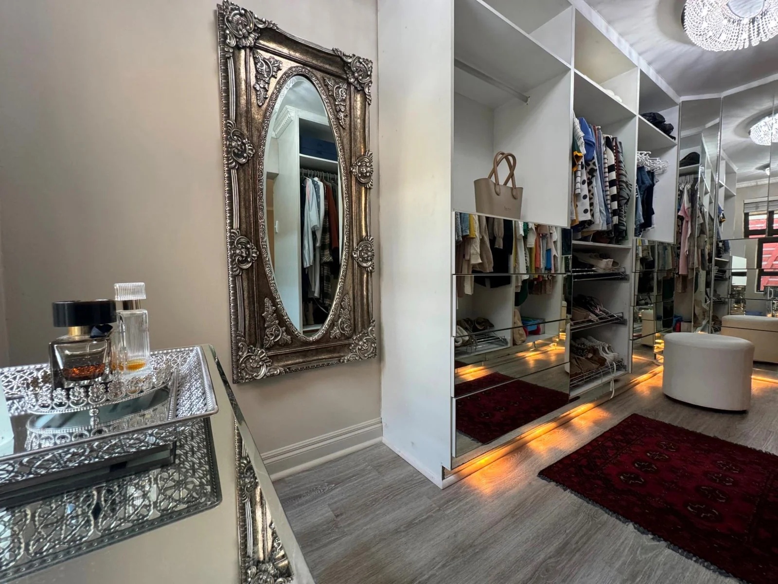 Paradise on the bank of a river