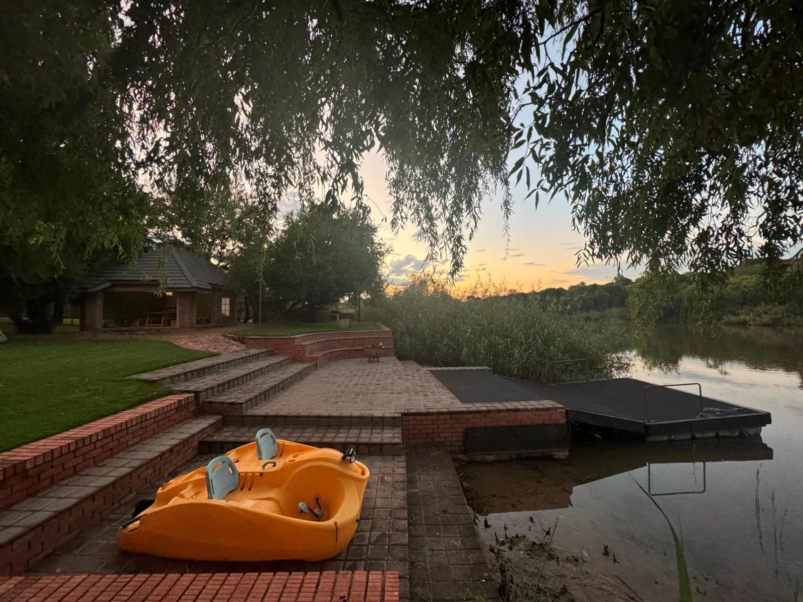 Paradise on the bank of a river