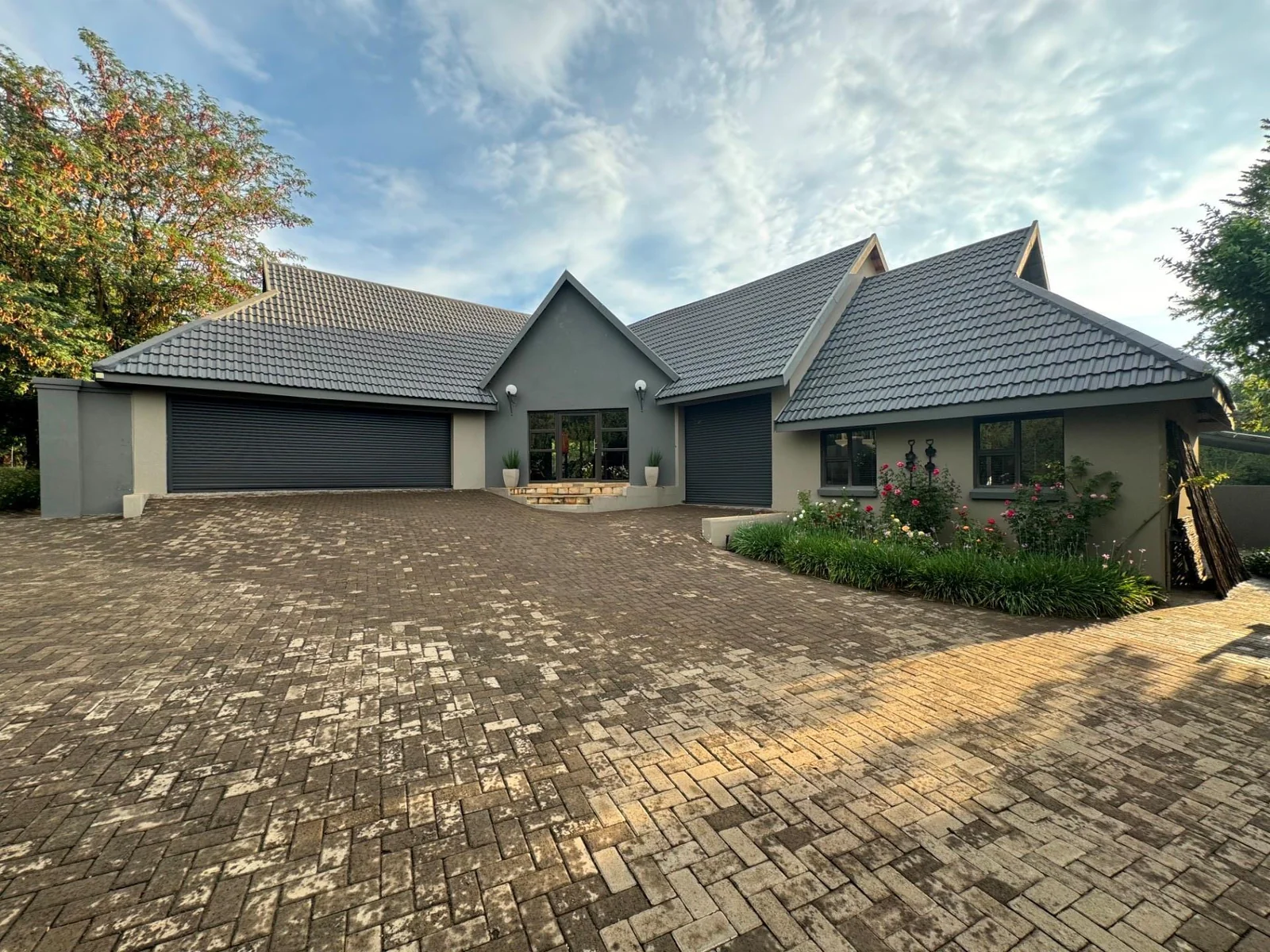 Paradise on the bank of a river