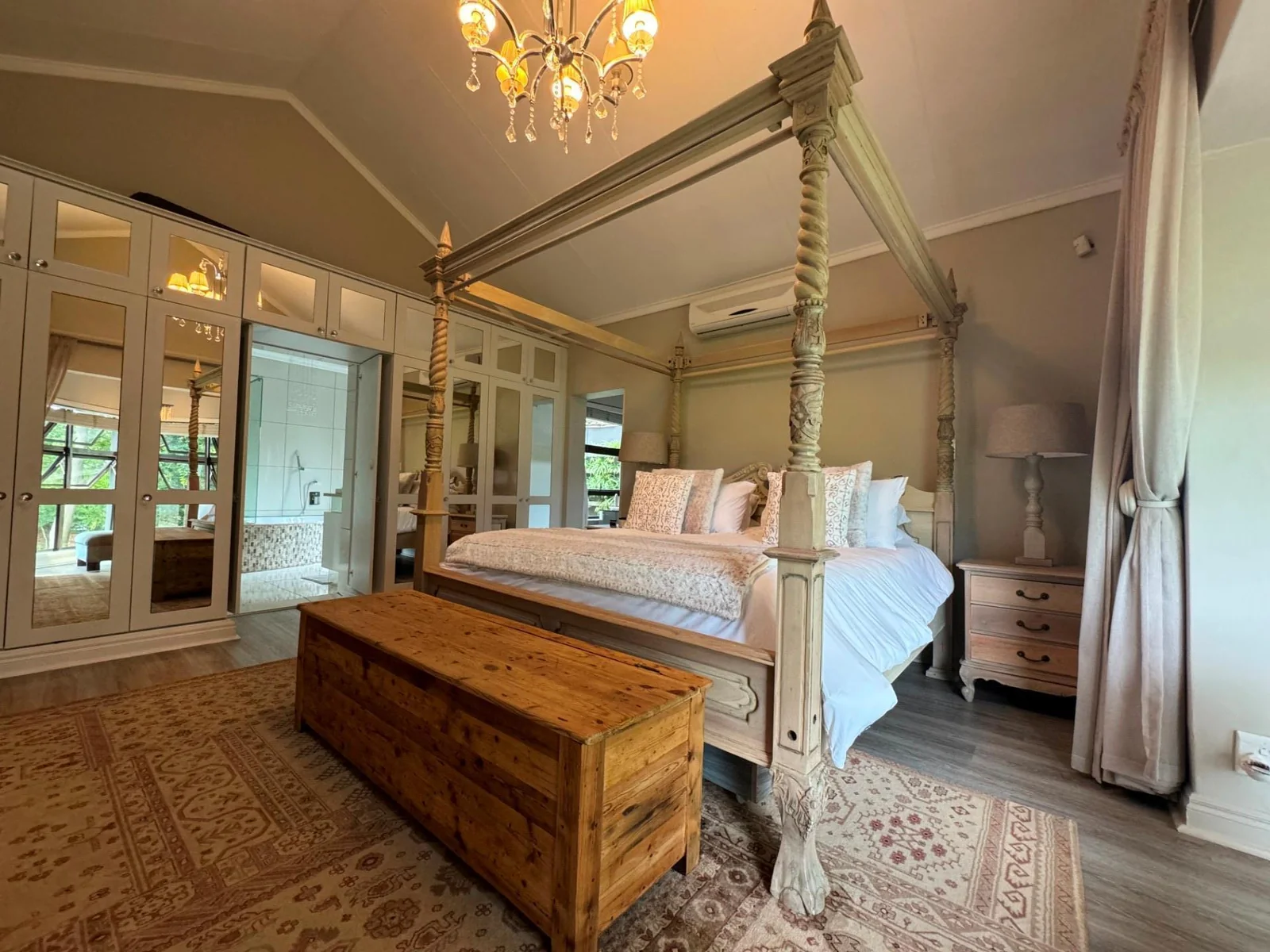 Paradise on the bank of a river