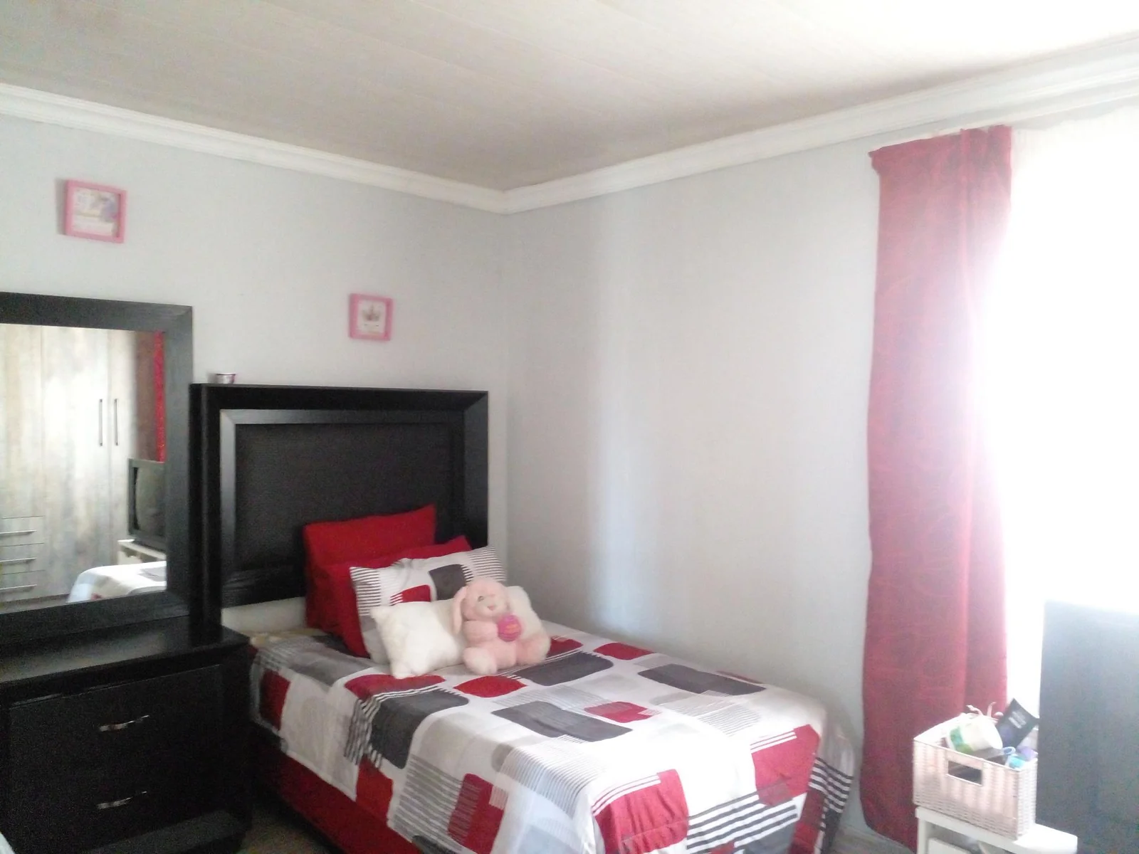 Very neat 3 Bedroom house for sale in Bohlokong