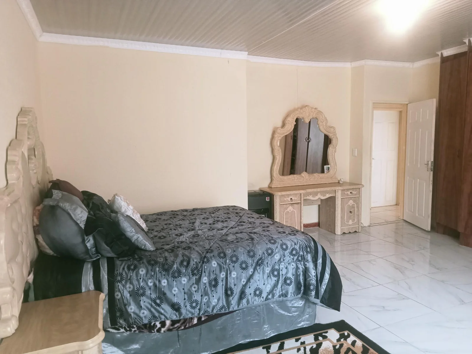 Spasious 3 bedroom house on the market