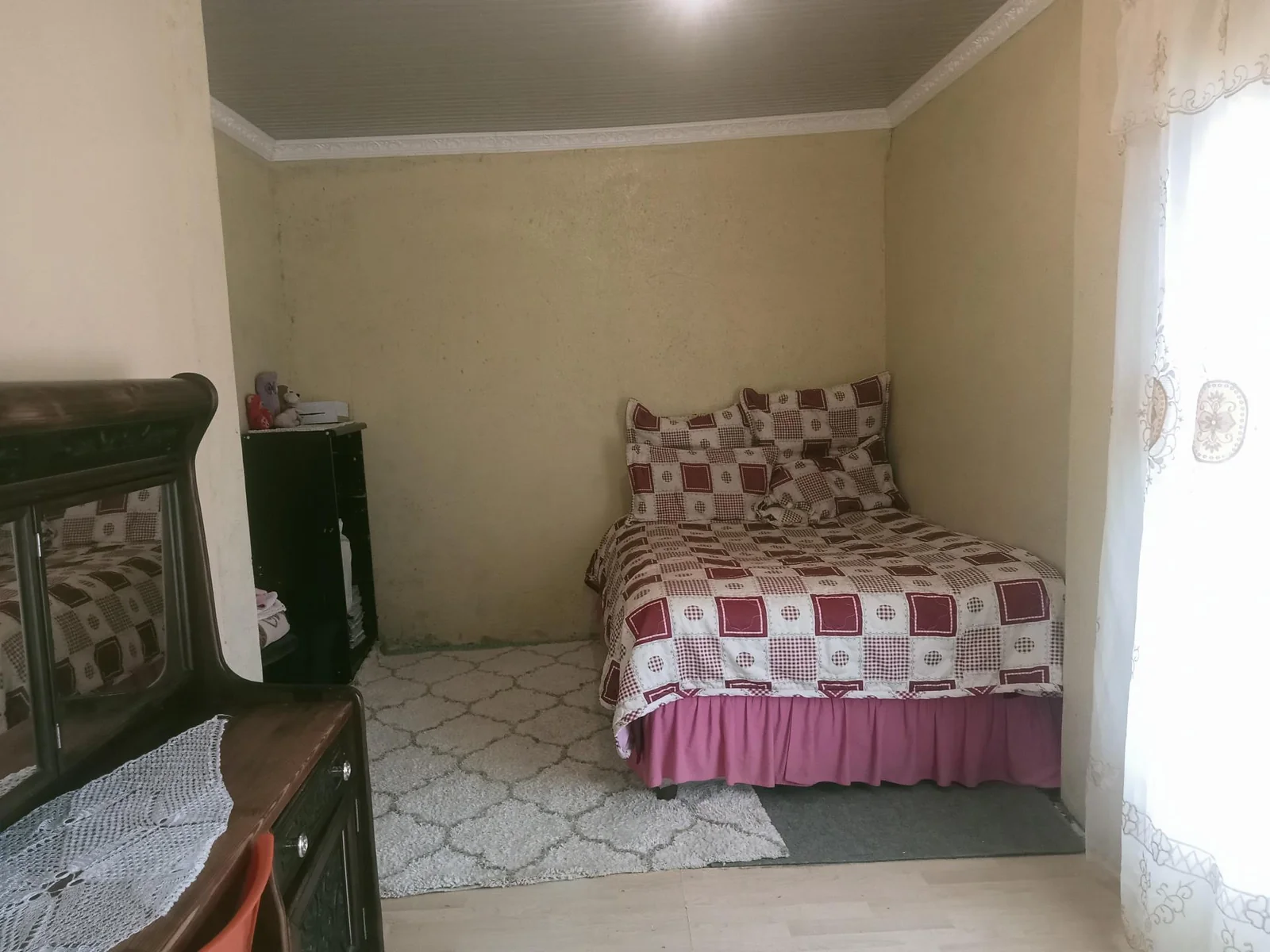 Spasious 3 bedroom house on the market