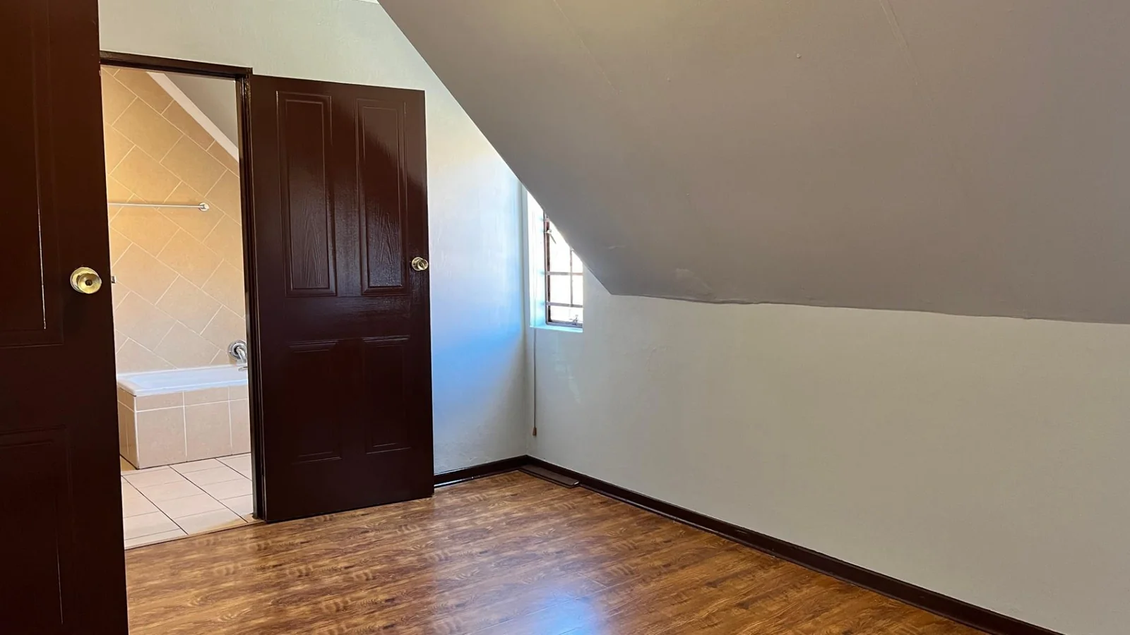 Spacious 4-Bedroom Family Home in Desirable Complex