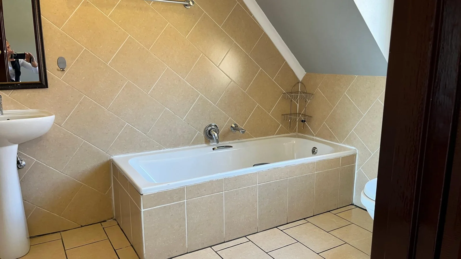 Spacious 4-Bedroom Family Home in Desirable Complex