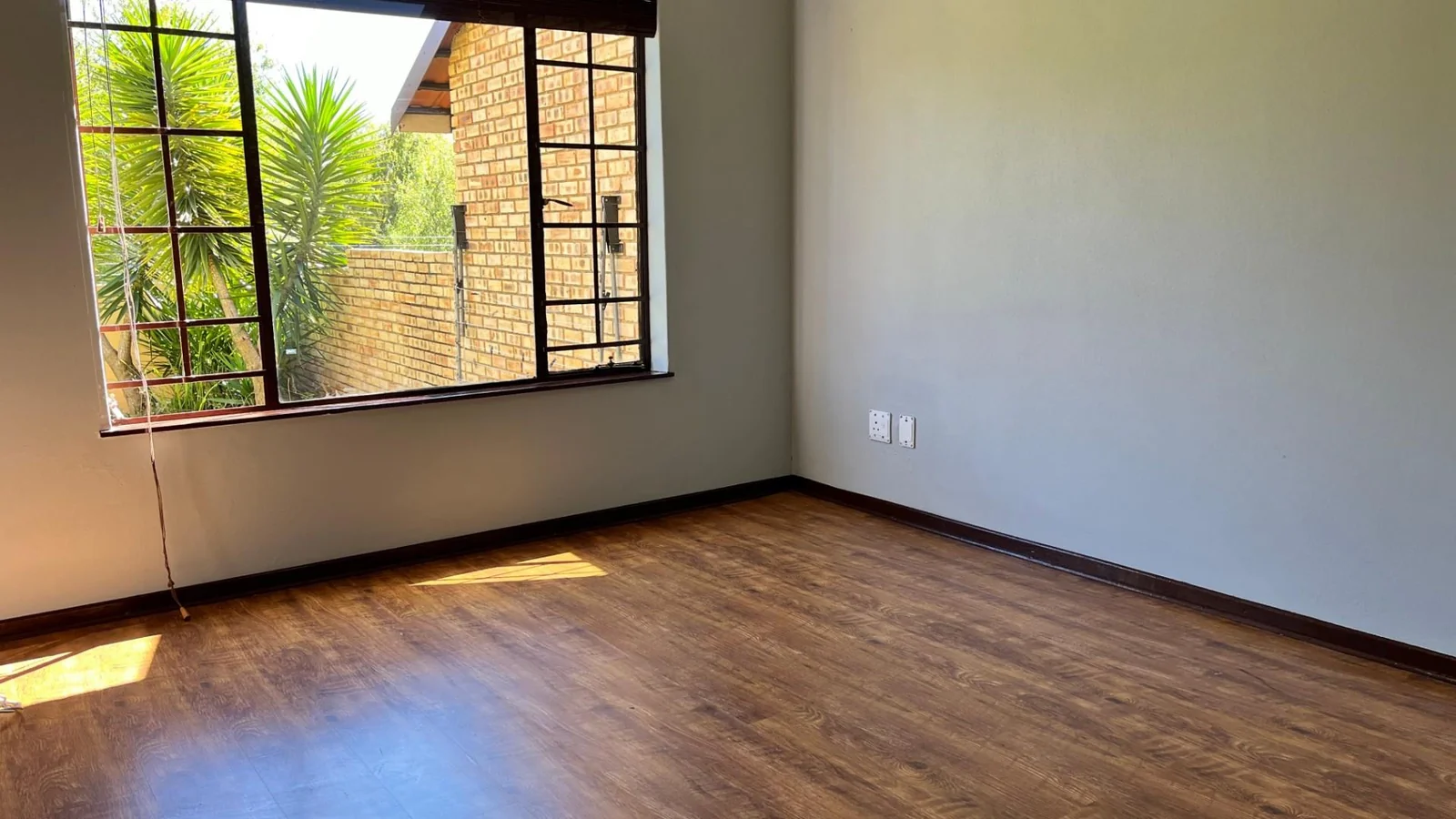 Spacious 4-Bedroom Family Home in Desirable Complex