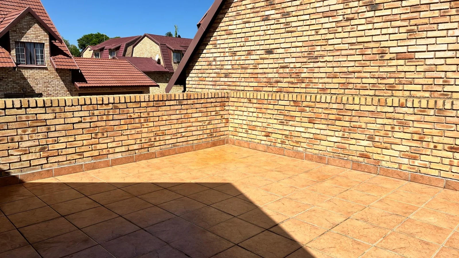Spacious 4-Bedroom Family Home in Desirable Complex