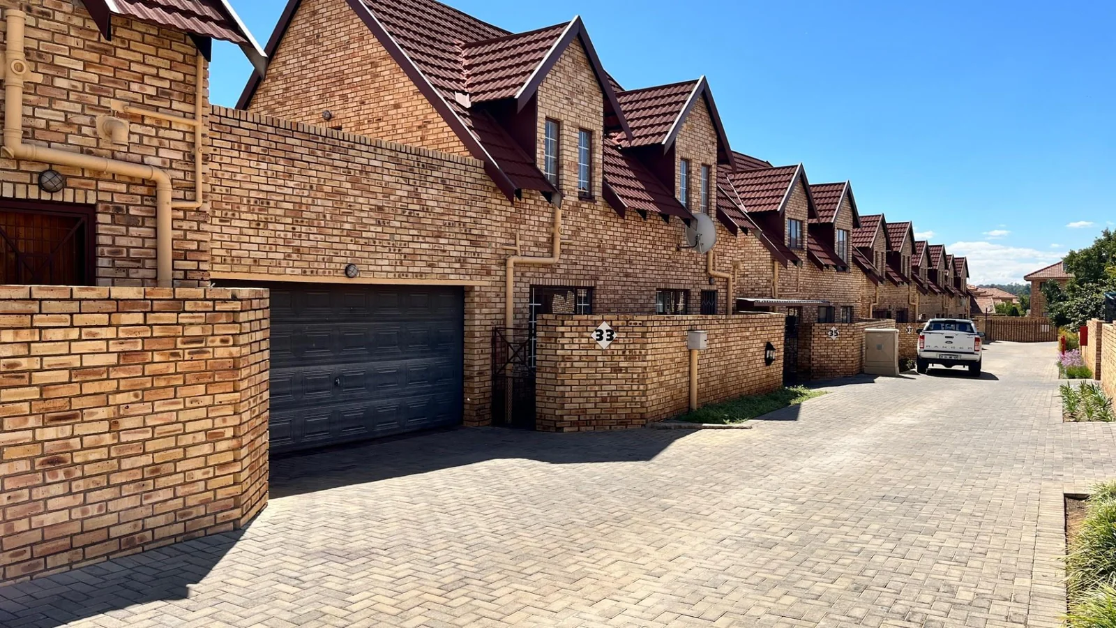 Spacious 4-Bedroom Family Home in Desirable Complex