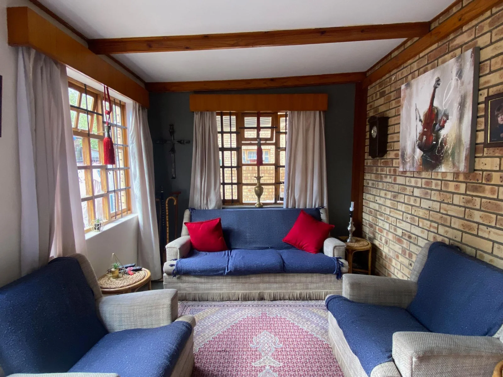 Spacious townhouse near Truida Kestell School!