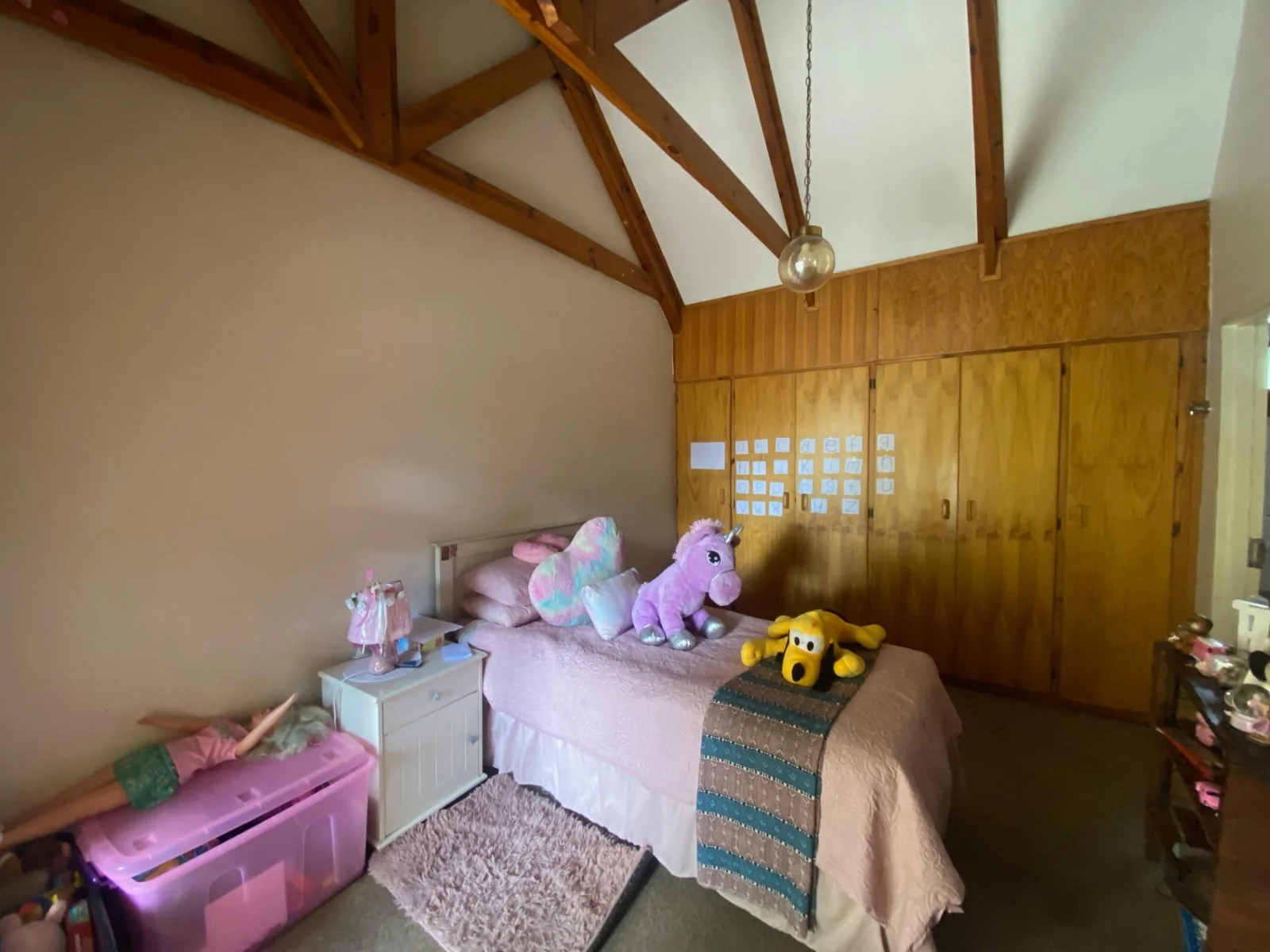 Spacious townhouse near Truida Kestell School!