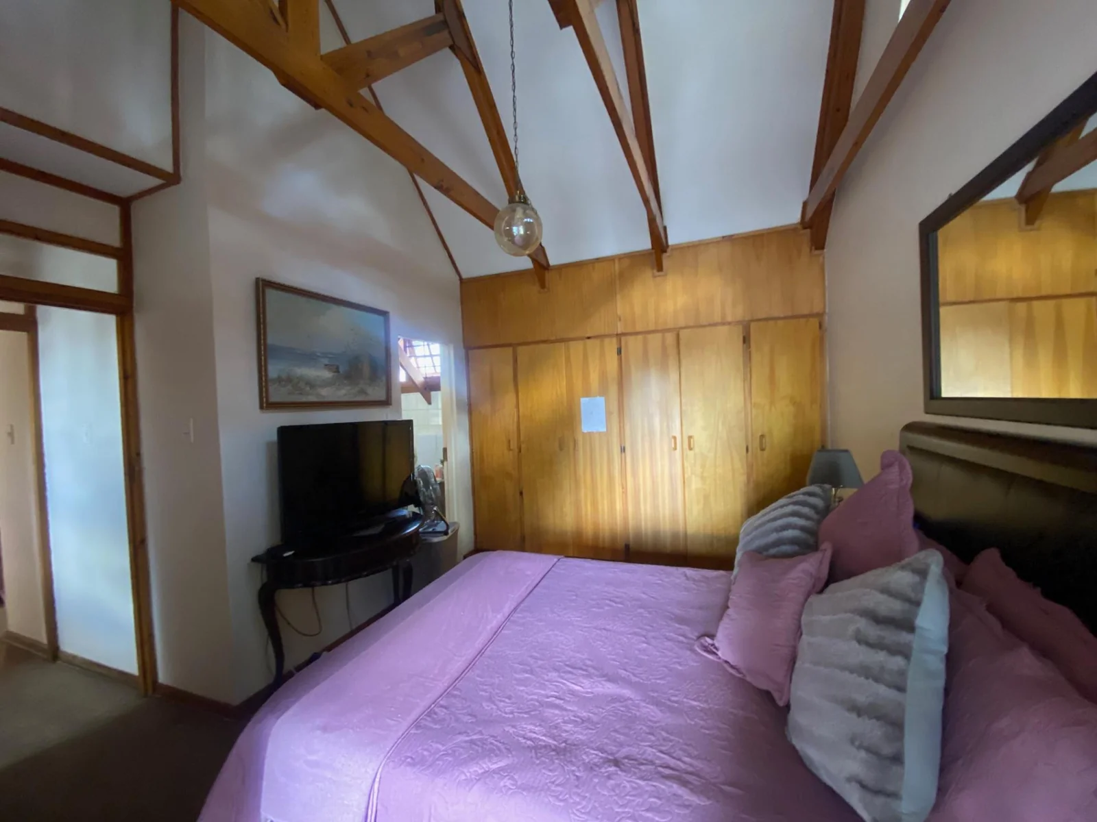 Spacious townhouse near Truida Kestell School!