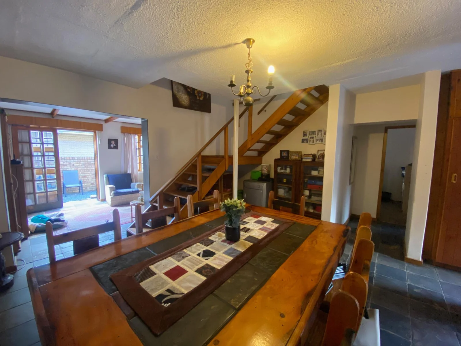 Spacious townhouse near Truida Kestell School!