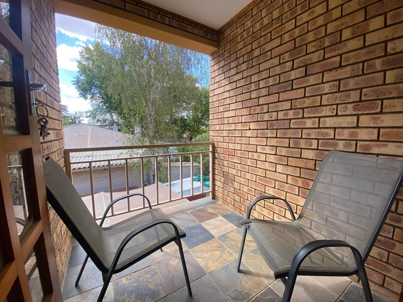 Spacious townhouse near Truida Kestell School!