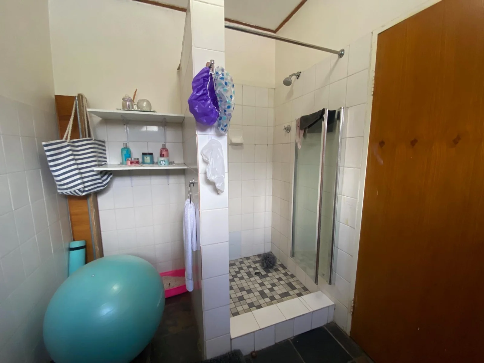 Spacious townhouse near Truida Kestell School!