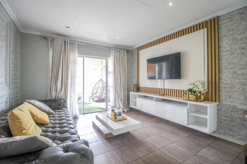 Greenstone Hill, Edenvale